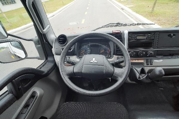 XE BEN FUSO CANTER TF8.5 - 4.6 TẤN