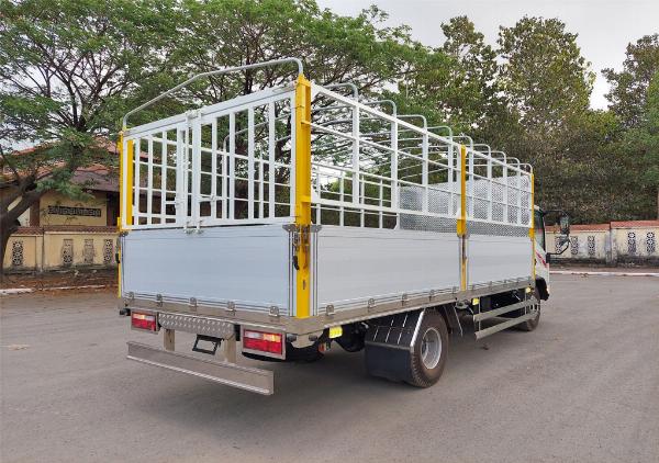 XE TẢI JAC N500 E5 THÙNG dài 5.2M BỬNG NHÔM (4.995 KG)