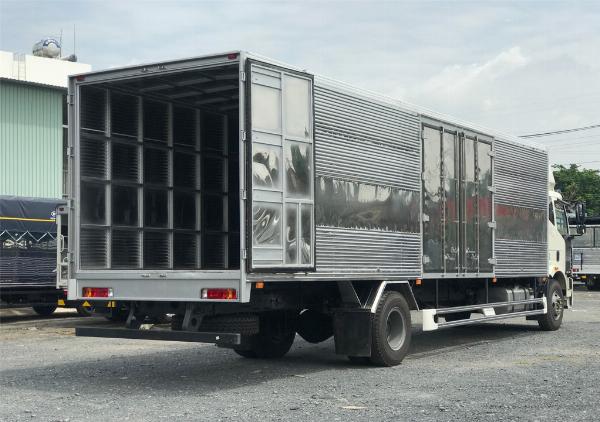 XE TẢI FAW THÙNG KÍN INOX DÀI 9M9 (7.500 KG)