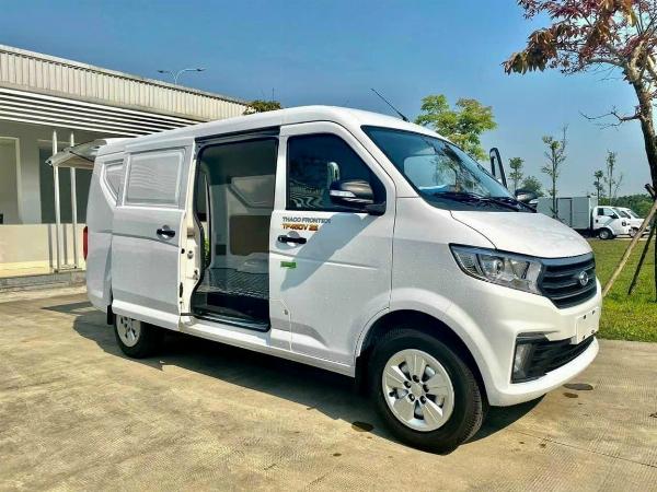 XE TẢI VAN 2 CHỖ THACO TF420V 2S - 945KG Rạch Giá